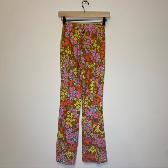NWT Billabong Medium Floral Going High Flare Pants - Picture 3 of 9